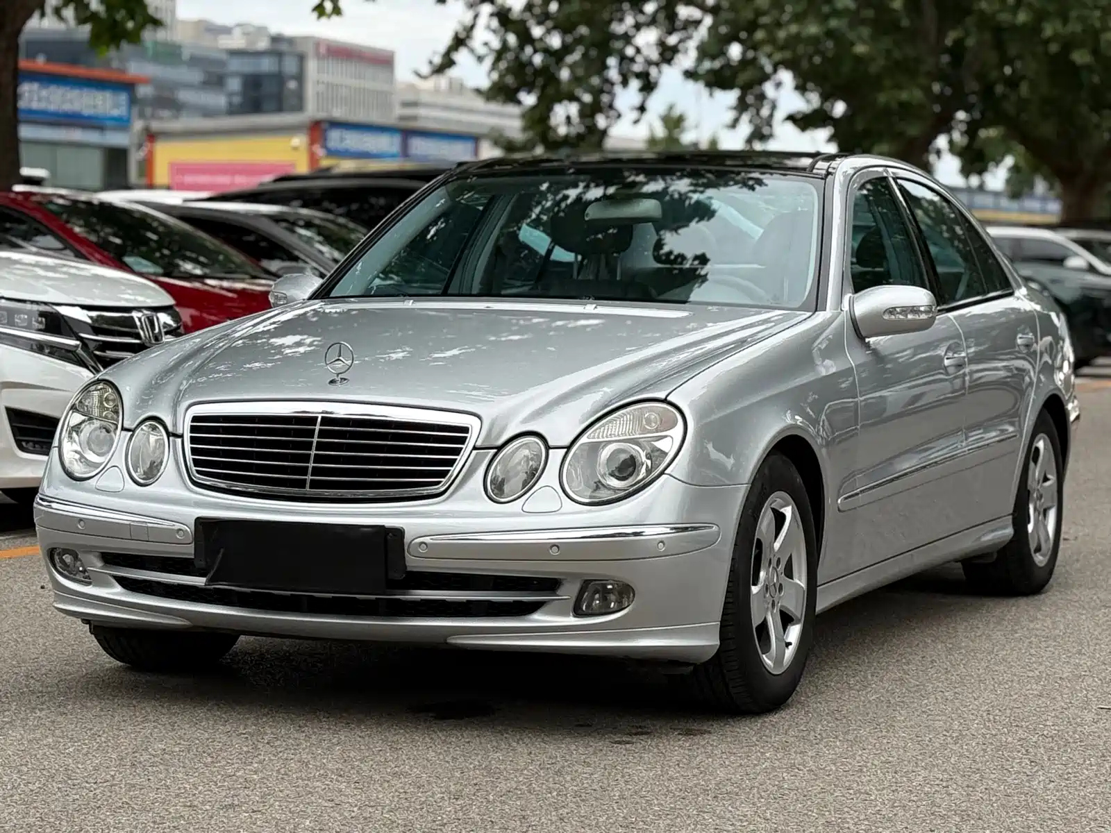 MERCEDES-BENZ E-CLASS 2006