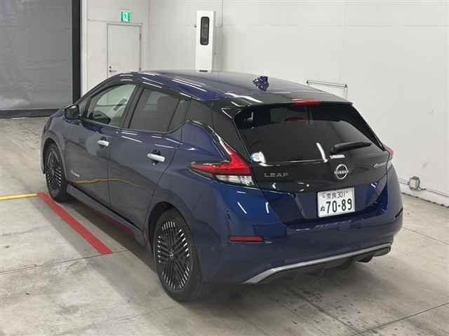 NISSAN LEAF 2023