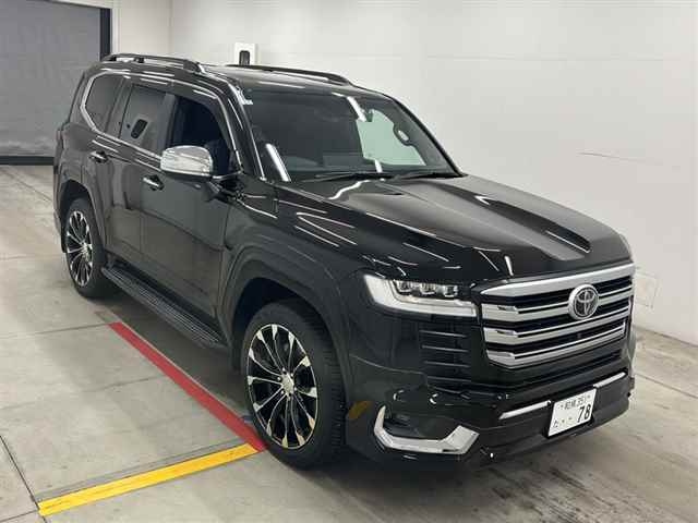 TOYOTA LAND CRUISER 2024