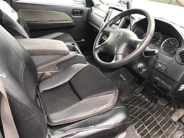 NISSAN CARAVAN VAN 2011
