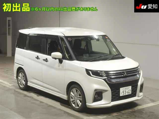 MITSUBISHI DELICA D2 2023