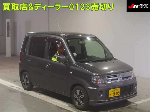 MITSUBISHI TOPPO 2008