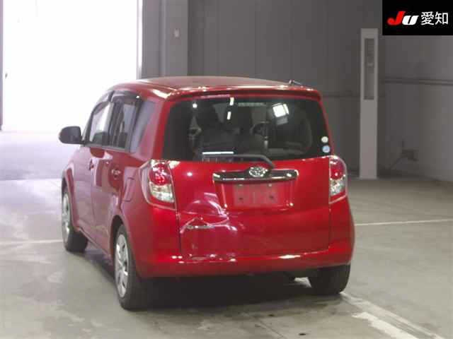 TOYOTA RACTIS 2010