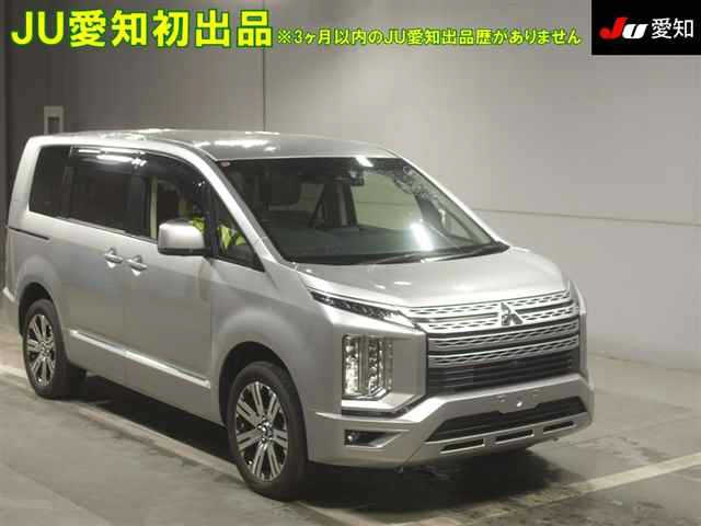 MITSUBISHI DELICA D5 2022