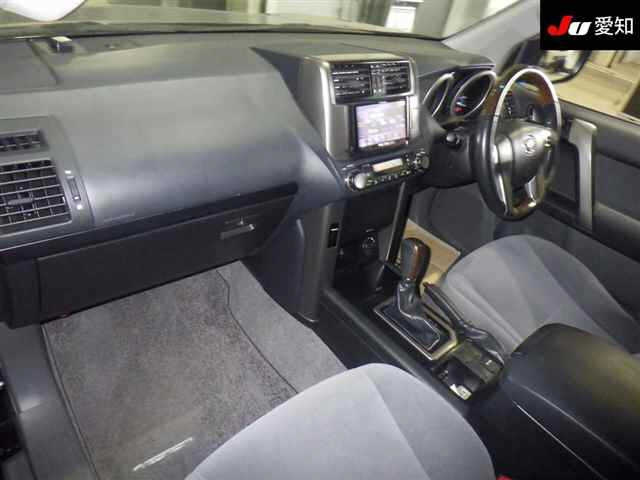 TOYOTA LAND CRUISER PRADO 2013