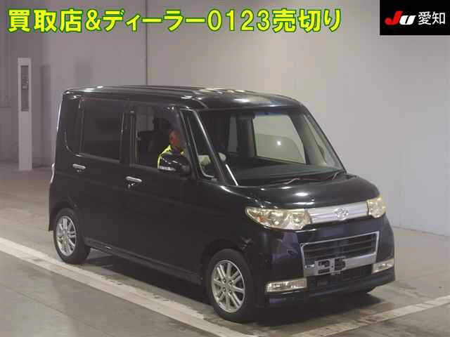 DAIHATSU TANTO 2010