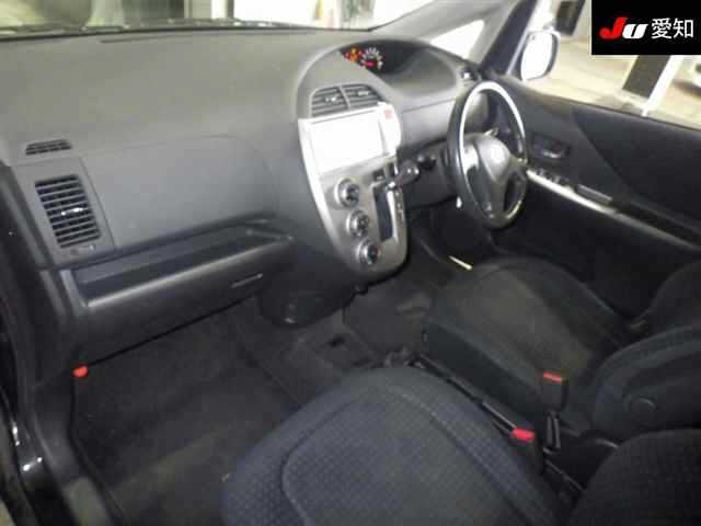 TOYOTA RACTIS 2010