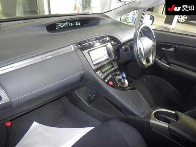 TOYOTA PRIUS PHV 2013