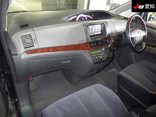 TOYOTA ESTIMA 2010