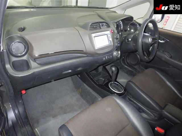 HONDA FIT SHUTTLE 2011