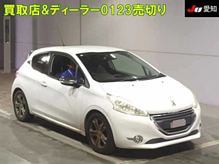 PEUGEOT 208 2014