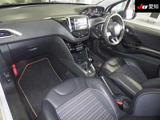 PEUGEOT 208 2014