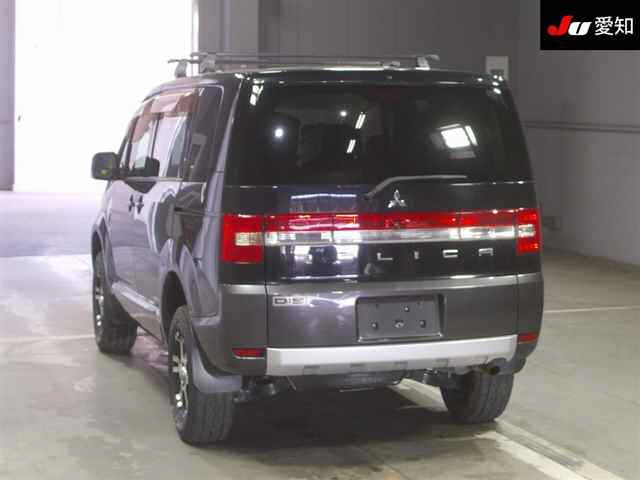 MITSUBISHI DELICA D5 2008
