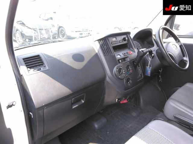 TOYOTA TOWN ACE VAN 2012