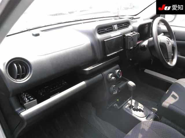 TOYOTA PROBOX 2023