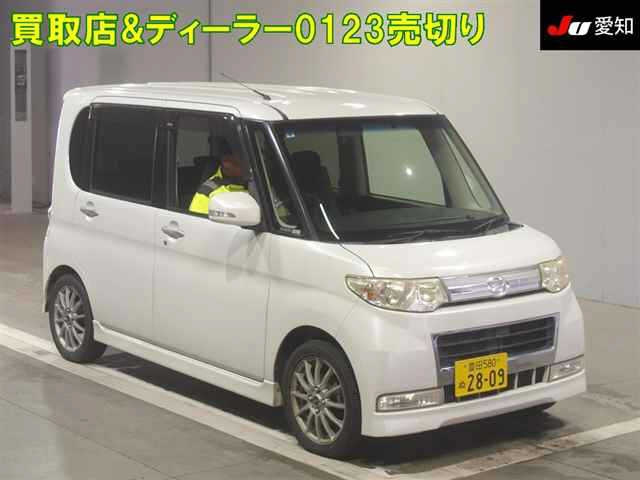 DAIHATSU TANTO 2009