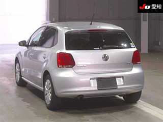 VOLKSWAGEN POLO 2010