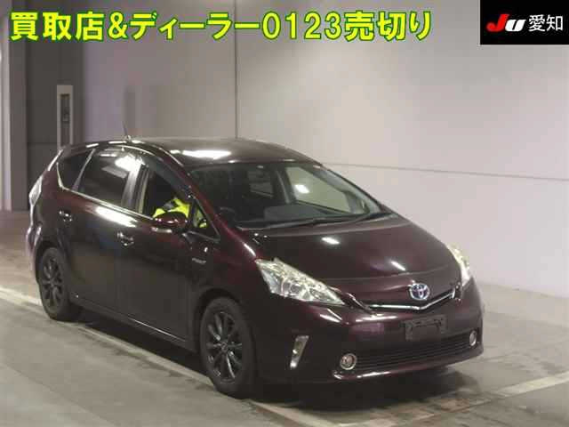 TOYOTA PRIUS ALPHA 2014