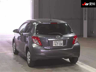 TOYOTA VITZ 2011