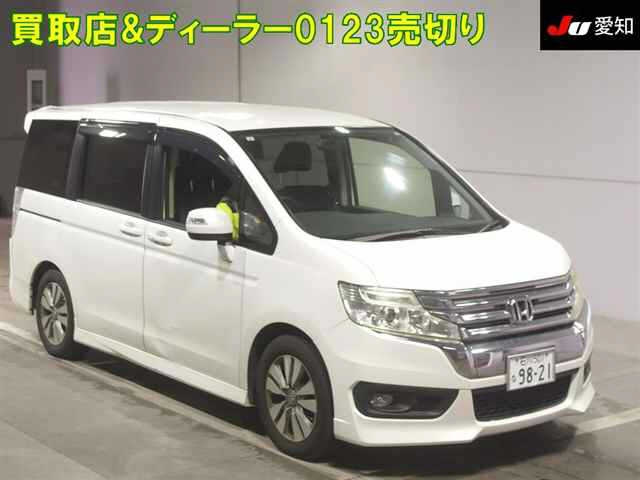 HONDA STEP WAGON 2013