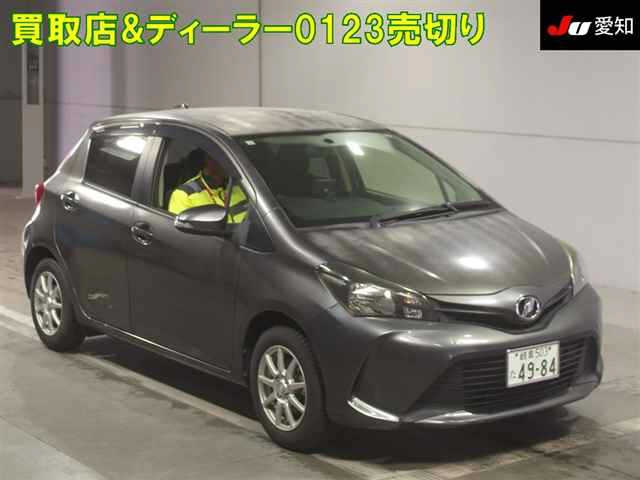 TOYOTA VITZ 2014