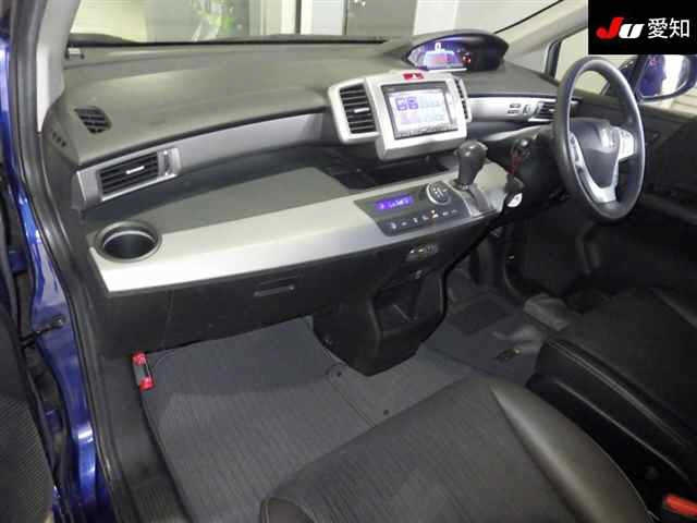 HONDA FREED 2014