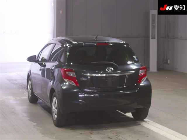 TOYOTA VITZ 2016