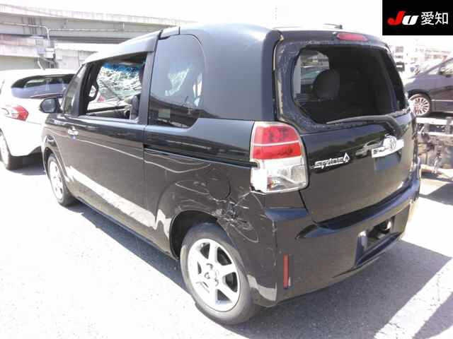 TOYOTA SPADE 2015
