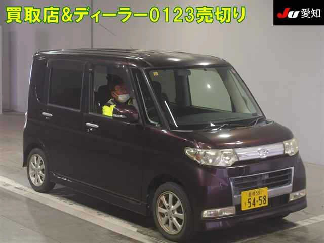 DAIHATSU TANTO 2008