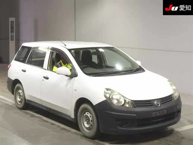 NISSAN AD 2013