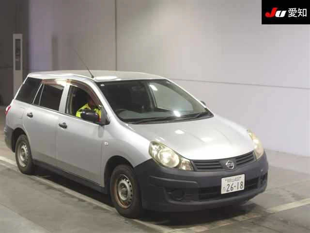 NISSAN AD 2010