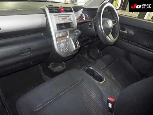 HONDA ZEST 2010