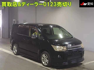 MITSUBISHI DELICA D5 2008
