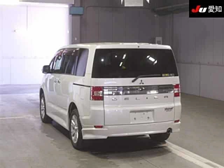 MITSUBISHI DELICA D5 2013