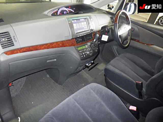 TOYOTA ESTIMA 2010