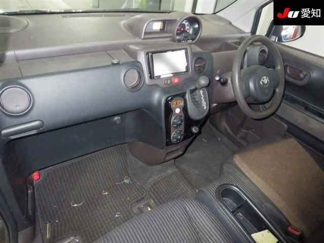 TOYOTA SPADE 2012