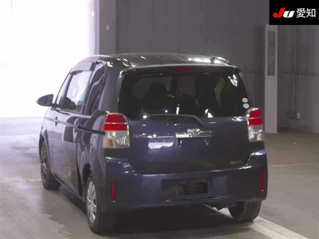 TOYOTA SPADE 2012