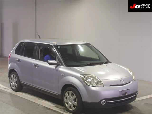 MAZDA VERISA 2010