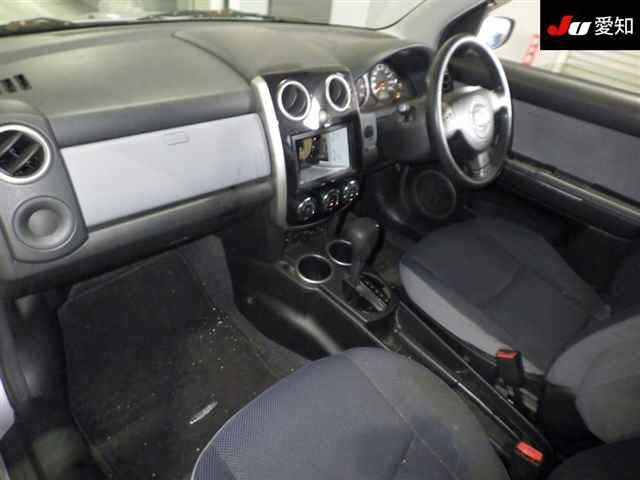 MAZDA VERISA 2010