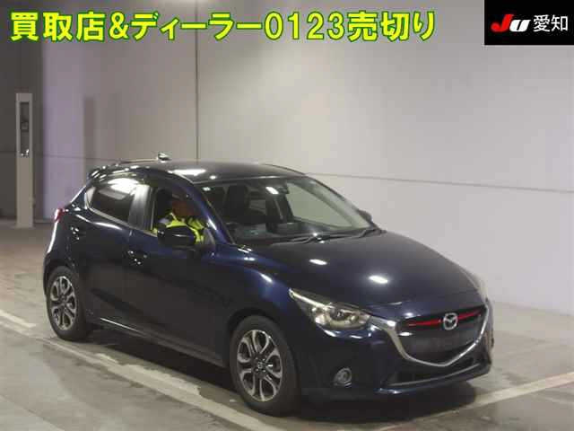 MAZDA DEMIO 2016