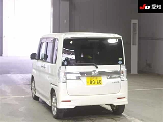DAIHATSU TANTO 2015
