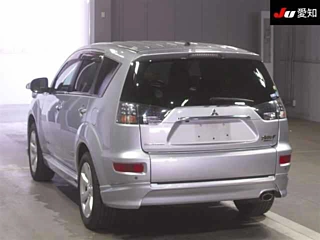MITSUBISHI OUTLANDER 2010
