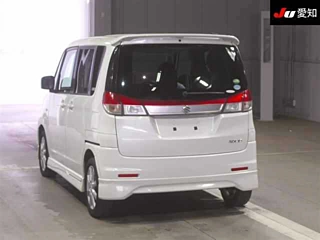 SUZUKI SOLIO 2012