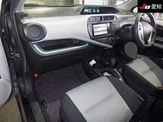 TOYOTA AQUA 2012
