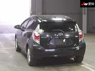TOYOTA AQUA 2012