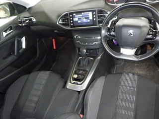 PEUGEOT 308 2015