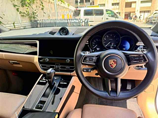 PORSCHE MACAN 2022