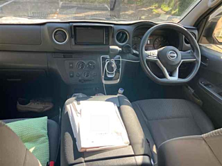 NISSAN CARAVAN 2022