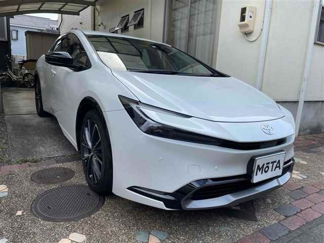 TOYOTA PRIUS 2023