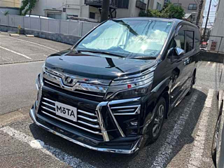 TOYOTA VOXY 2019